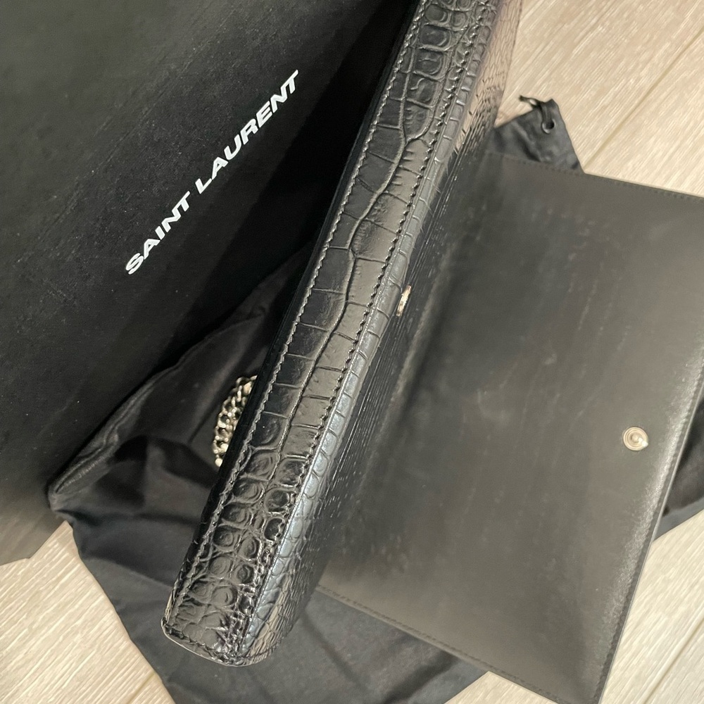 Saint Laurent Black Crocodile Pattern Crossbody Chain Wallet - Picture 9 of 10